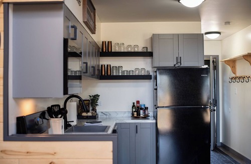Butternut Cabin | Cedar Cove Cabin 2