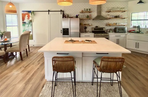 Cedar Creek House | Cedar Creek Chateau, 15 mi from Downtown Austin, swings, treehouse, fun for all!
