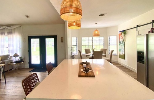 Cedar Creek House | Cedar Creek Chateau, 15 mi from Downtown Austin, swings, treehouse, fun for all!