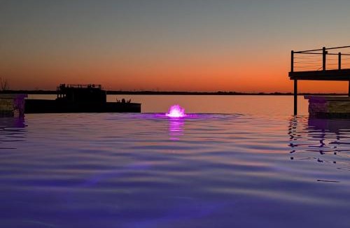 Star Harbor Villa | Cedar Creek Lake Villa Sleeps 20 Resort Style Private Pool Hot Tub Dock Golf