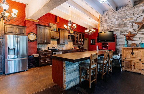 Whitney House | Cedar Creek Ranch on Lake Whitney