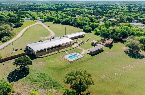 Whitney House | Cedar Creek Ranch on Lake Whitney