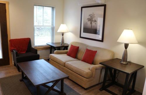 New Haven Resort | Cedar Creek