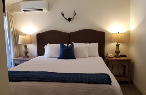 New Haven Cabin | Cedar Creek