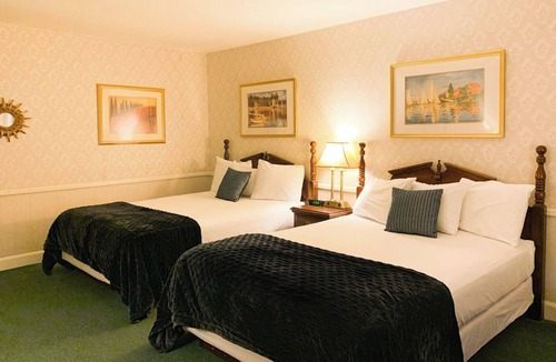 Camden Hotel | Cedar Crest Inn