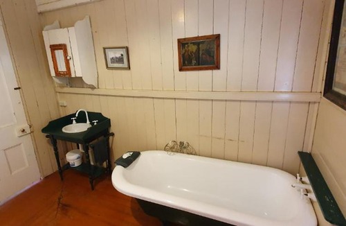 Darlington House | Cedar Glen Farmstay