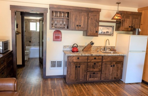 Tahoe Vista Hotel | Cedar Glen Lodge