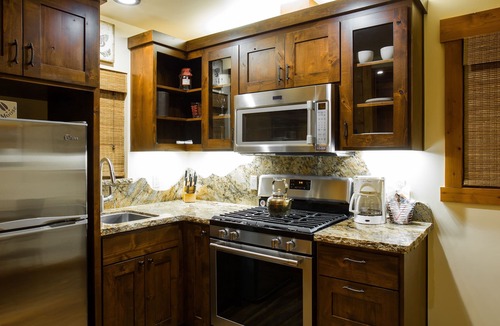Tahoe Vista Hotel | Cedar Glen Lodge
