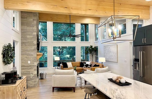 Blue Ridge Cabin | Cedar Grove Haven - New Build - Spa & EV Charging