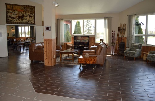 St Ignace Hotel | Cedar Hill Lodge
