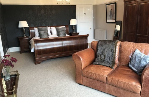 Old Cleeve House | Cedar House