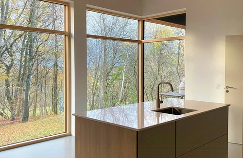 Mariager House | Cedar house on 3000 m² forest plot in Mariager