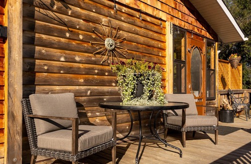 Victoria Beach Cottage | Cedar House on Lakefront Facing Elk Island in Victoria Beach-non-restricted area