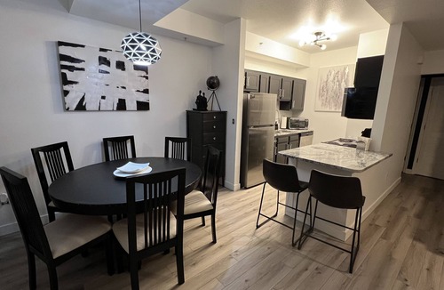 Columbia Condo | Cedar Lake Condo: Beautiful, completely renovated, 2 Bedroom, 2 Bath Condo