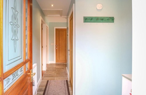 Attleborough House | Cedar Lodge