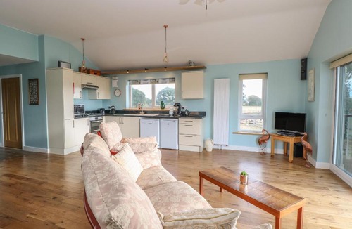 Attleborough House | Cedar Lodge