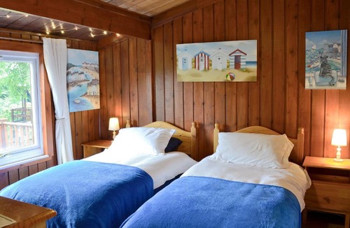 Rockcliffe House | Cedar Lodge