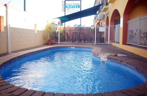 Aitkenvale Hotel | Cedar Lodge Motel