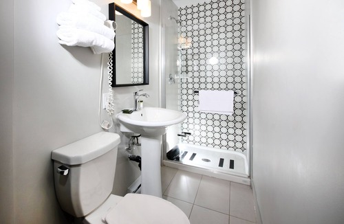 Goderich Hotel | Cedar Lodge Motel