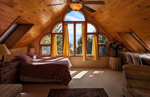 Naubinway House | Cedar Loft on Lake Michigan