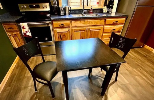 Grants Pass House | Cedar Mountain - Suite C