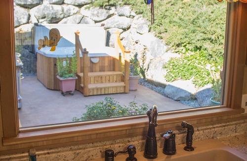 West Sound House | Cedar Orchard Cabin.