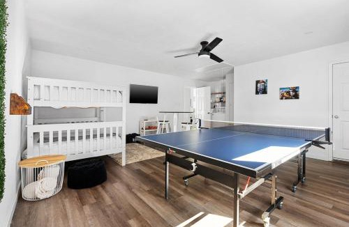Cedar Park House | Cedar Park 4BR HotTub PingPong