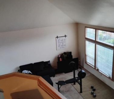 Renton House | Cedar River 1 BR in 4 BR HOUSE