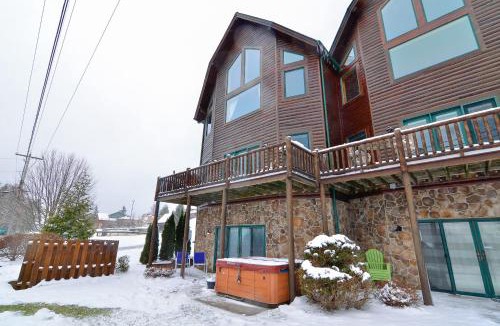 McHenry House | Cedar Shores Villa #19