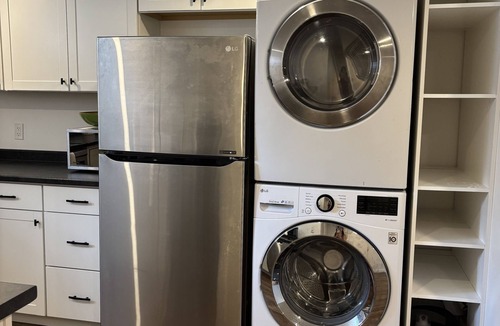 Bowmanville Apartment | Cedar Suite - Patio, full kitchen & in-suite laundry