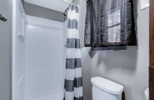 Spokane Hotel | Cedar Village Motel