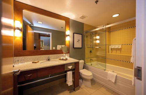 SeaTac Hotel | Cedarbrook Lodge