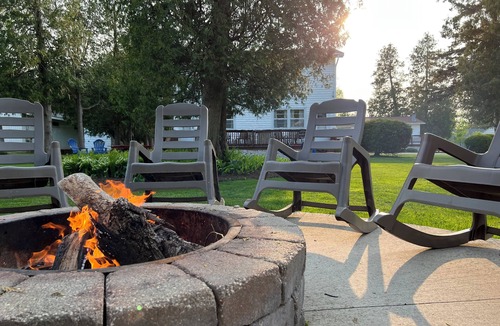 Ephraim Cottage | Cedars and Sandy Beaches