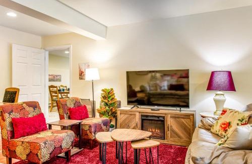 Stanwood Apartment | Cedars Hideaway