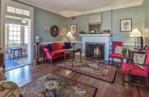 Williamsburg Bed & Breakfast | Cedars of Williamsburg Bed & Breakfast