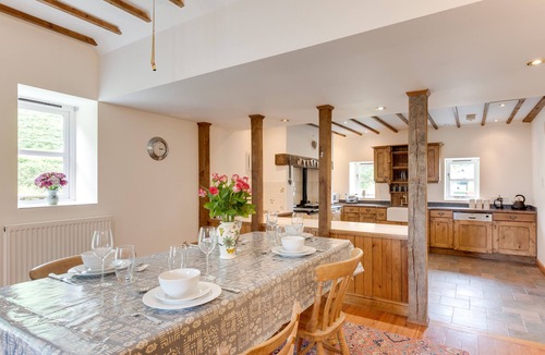 Tywyn House | Cedris - Three Bedroom House, Sleeps 5