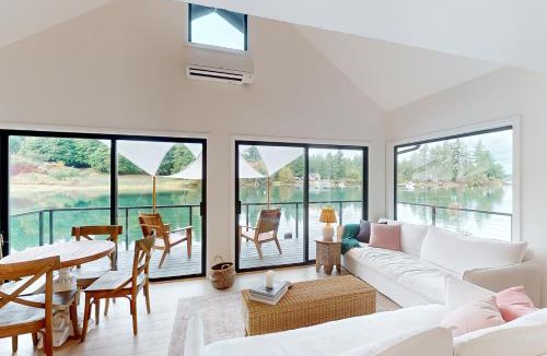 Fox Island House | Cedrona Cove Cottage