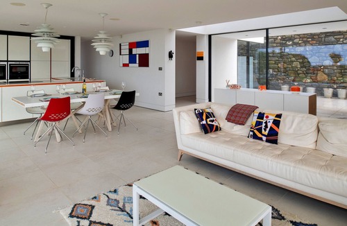 Criccieth House | Cefn Castell