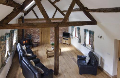 Newtown House | Cefnaire Isaf