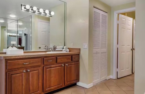 West Kissimmee Hotel | Celebration's Best-Kept Secret! Full Kitchen + Outdoor Pool Near Disney World