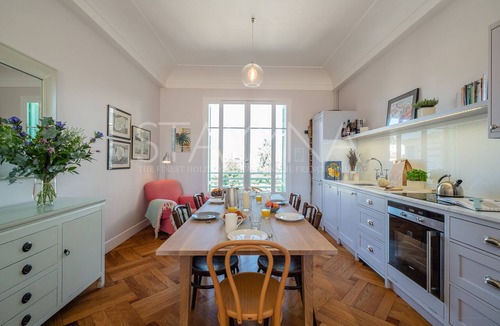 Gambetta Apartment | Celeste 3 bedroom apartment