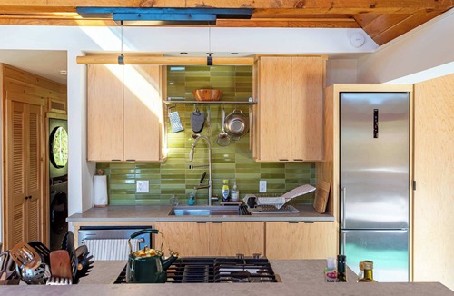 Schoharie House | Celestial Cabin: Mountain Views | Wraparound Deck