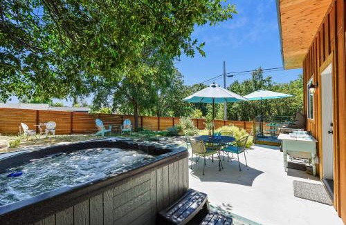Graton House | Celias Garden