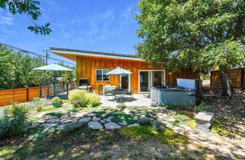 Graton House | Celias Garden