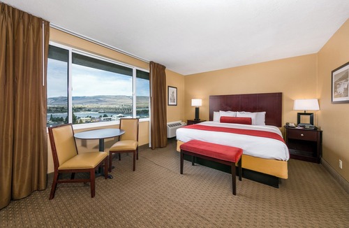 The Dalles Hotel | Celilo Inn