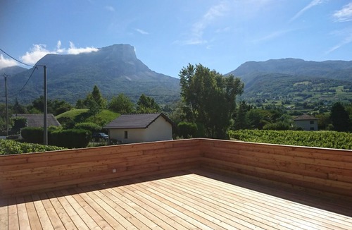 Les Marches House | Cellier DES Vignes - LES Marches