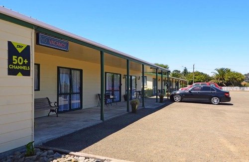 Foxton Hotel | Celtic Motel