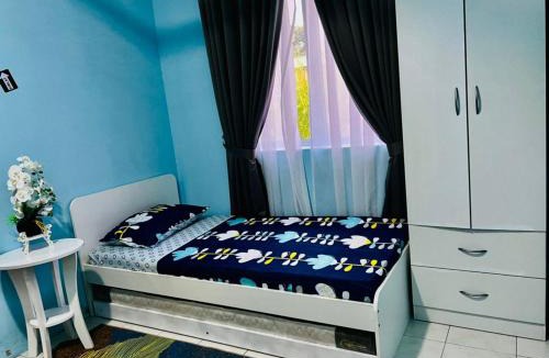 Bota House | CEMPAKA IRIS HOMESTAY