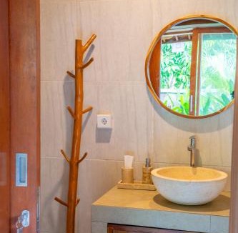 Andong House | Cempaka Kembar Guest House Ubud