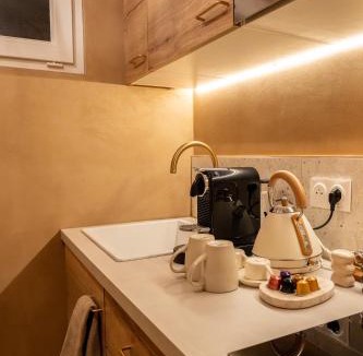 Anatole France Danton Apartment | Cenote Suite - Expérience sensorielle